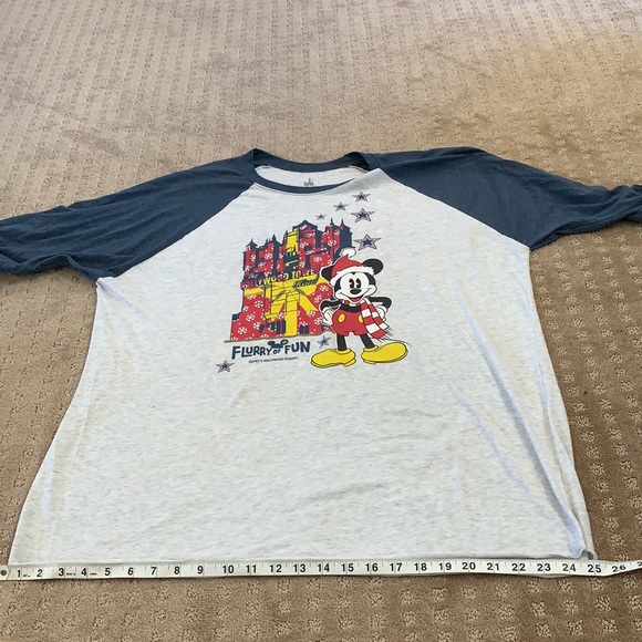 Disney Parks Flurry of Fun Hollywood Studios Top Size XXL - Picture 7 of 8